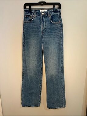 Aritzia Denim Forum Farrah High Ride Wide Leg Jeans Medium Wash Size 25